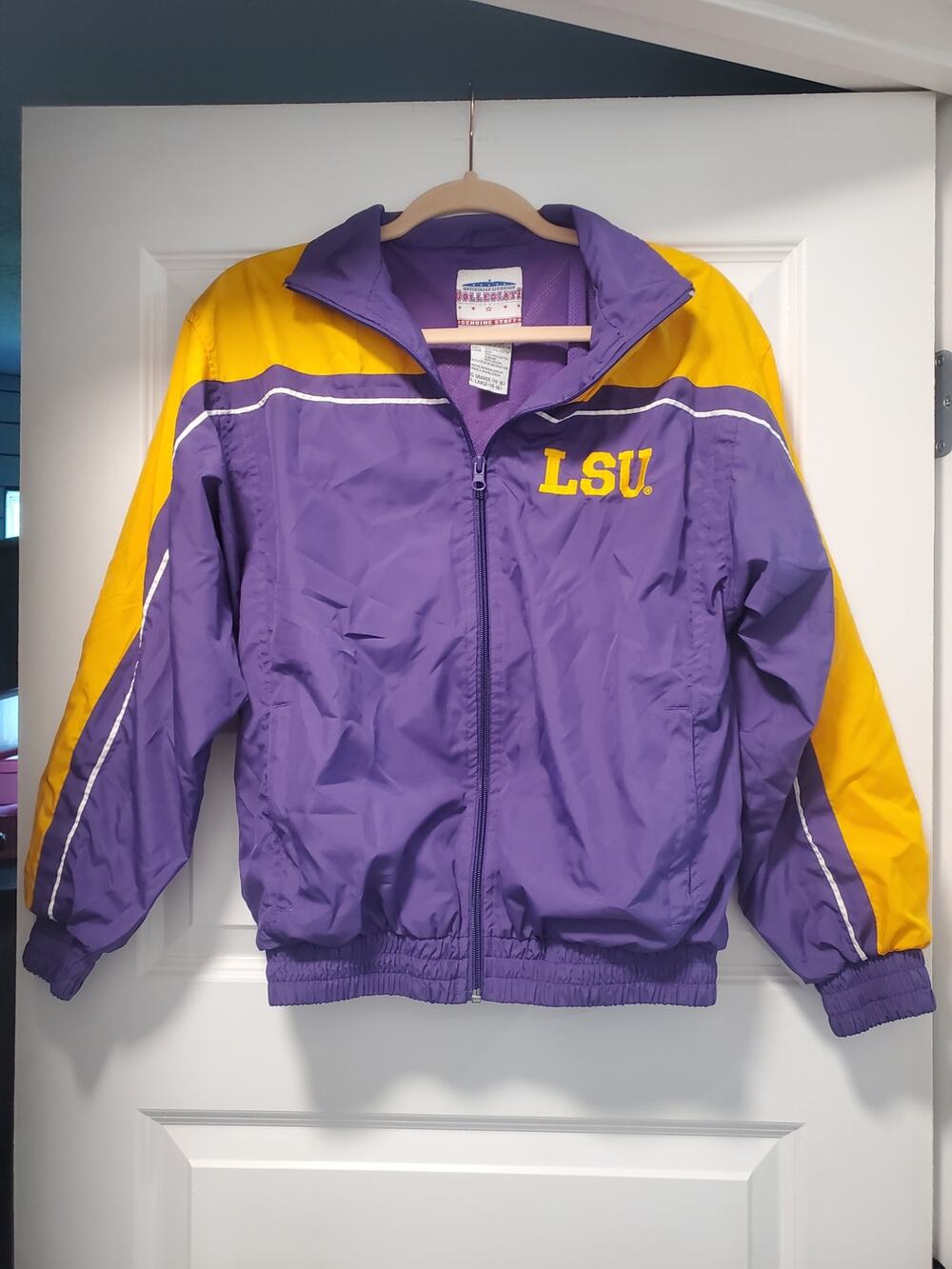 LSU Jacket youth large 14-16. A19